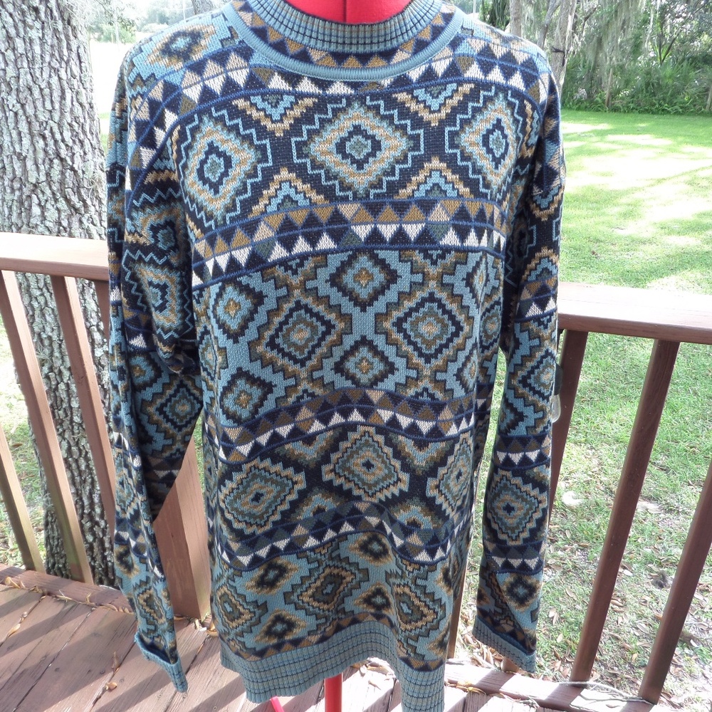 Tricots St. Raphael Men's Sweater Size M Geometric